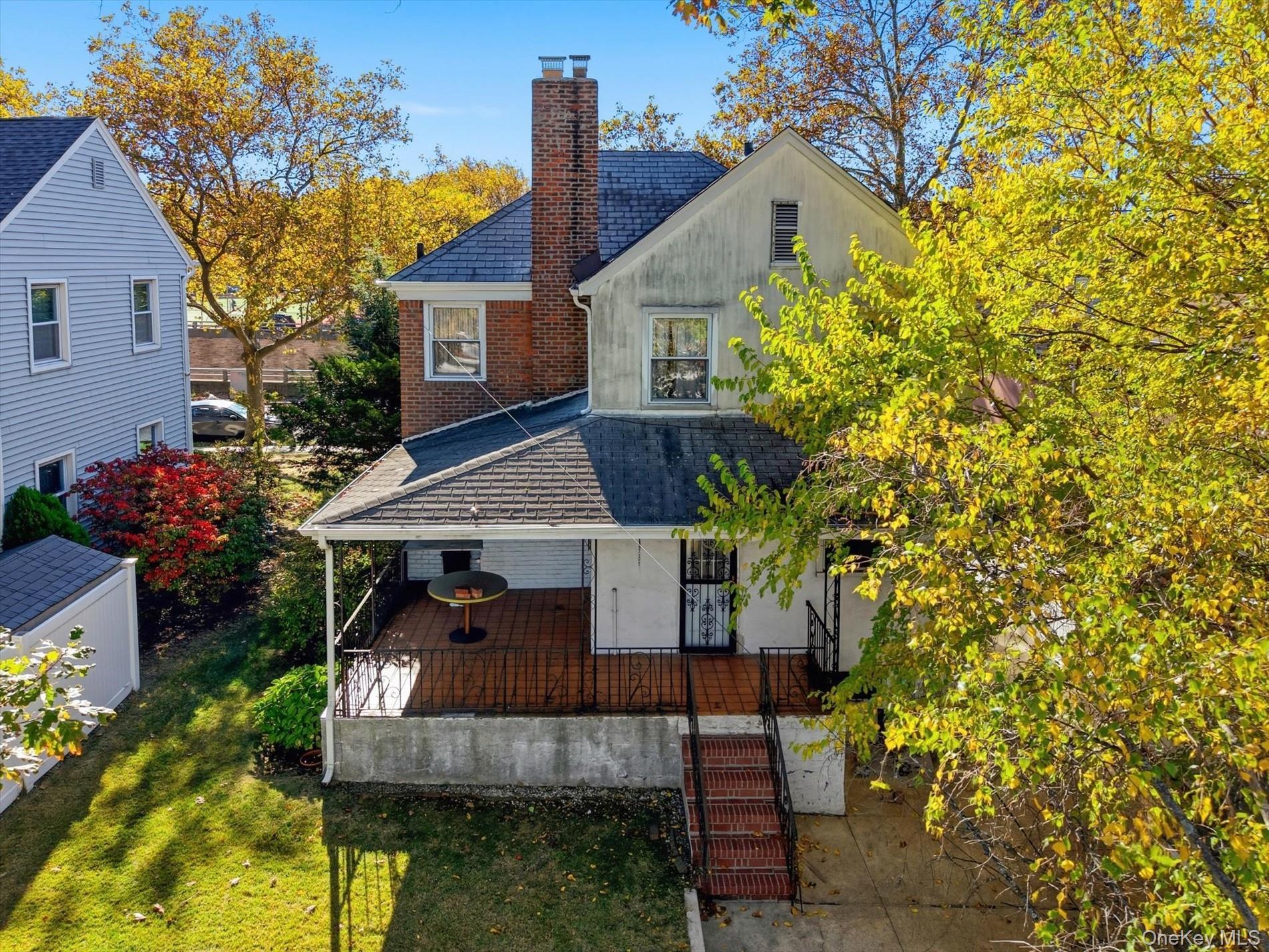 Single Family Grand Central Parkway  Queens, NY 11432, MLS-929525-21