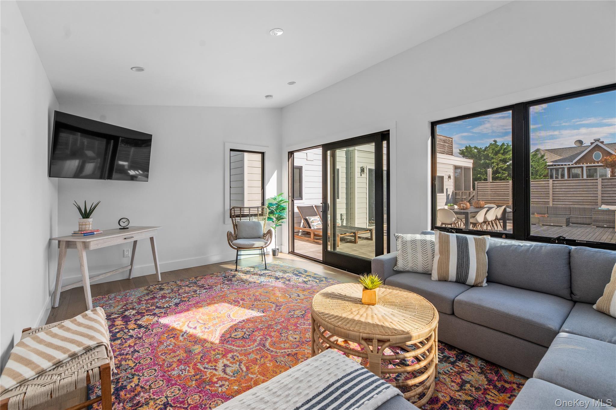 Single Family Atlantic Suffolk County, NY 11770, MLS-929539-21