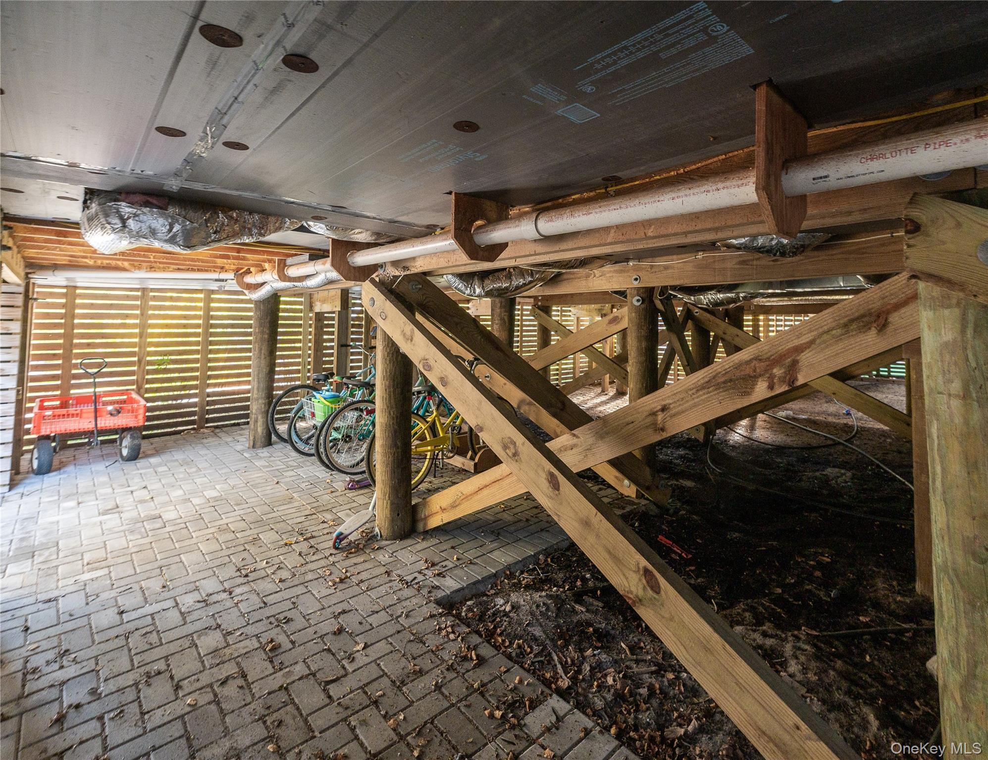 Single Family Atlantic Suffolk County, NY 11770, MLS-929539-29