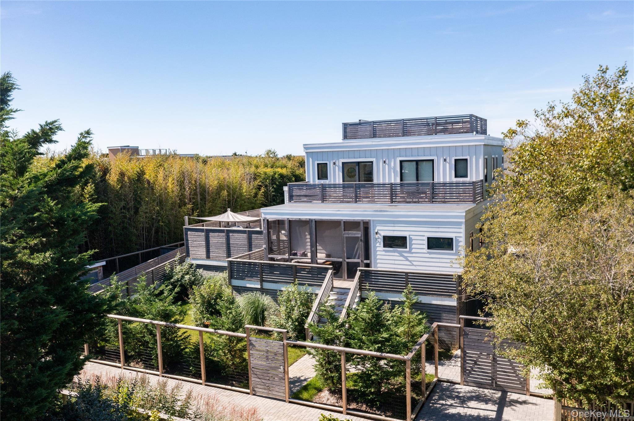 Single Family Atlantic  Suffolk County, NY 11770, MLS-929539-32