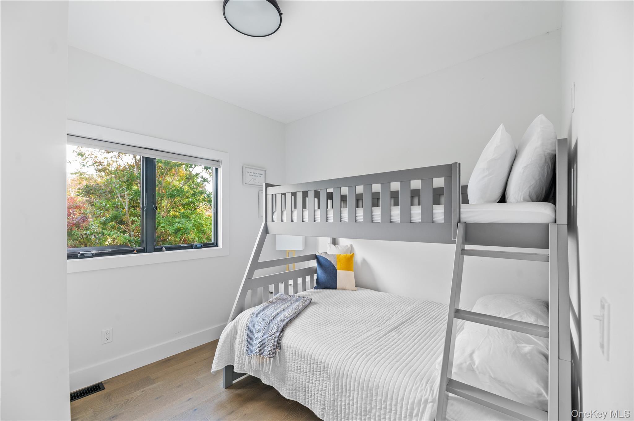 Single Family Atlantic Suffolk County, NY 11770, MLS-929539-9