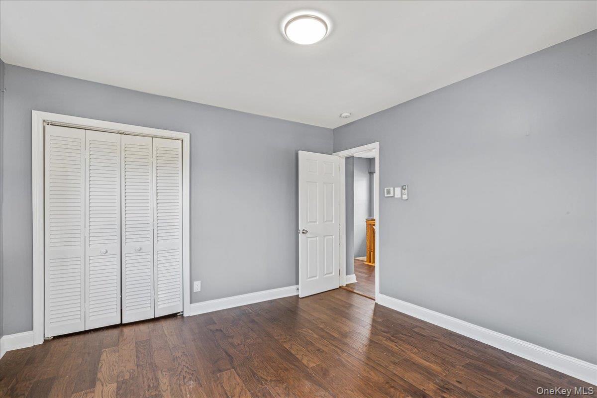 Single Family Whittier  Nassau County, NY 11563, MLS-929542-24