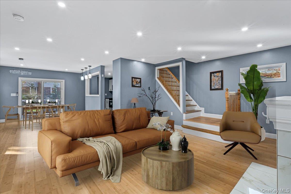 Single Family Whittier  Nassau County, NY 11563, MLS-929542-5