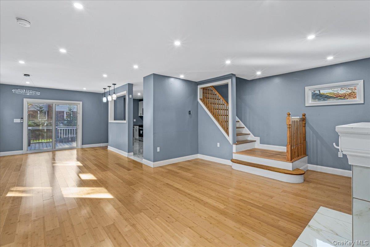 Single Family Whittier  Nassau County, NY 11563, MLS-929542-6