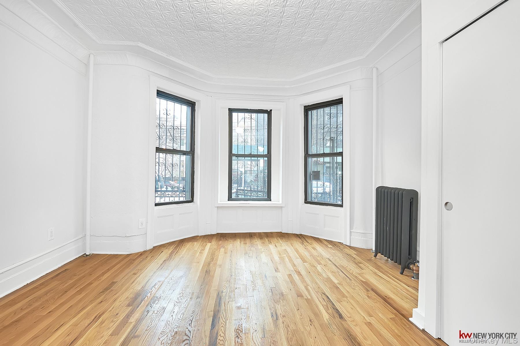 Single Family College  Bronx, NY 10456, MLS-929549-22