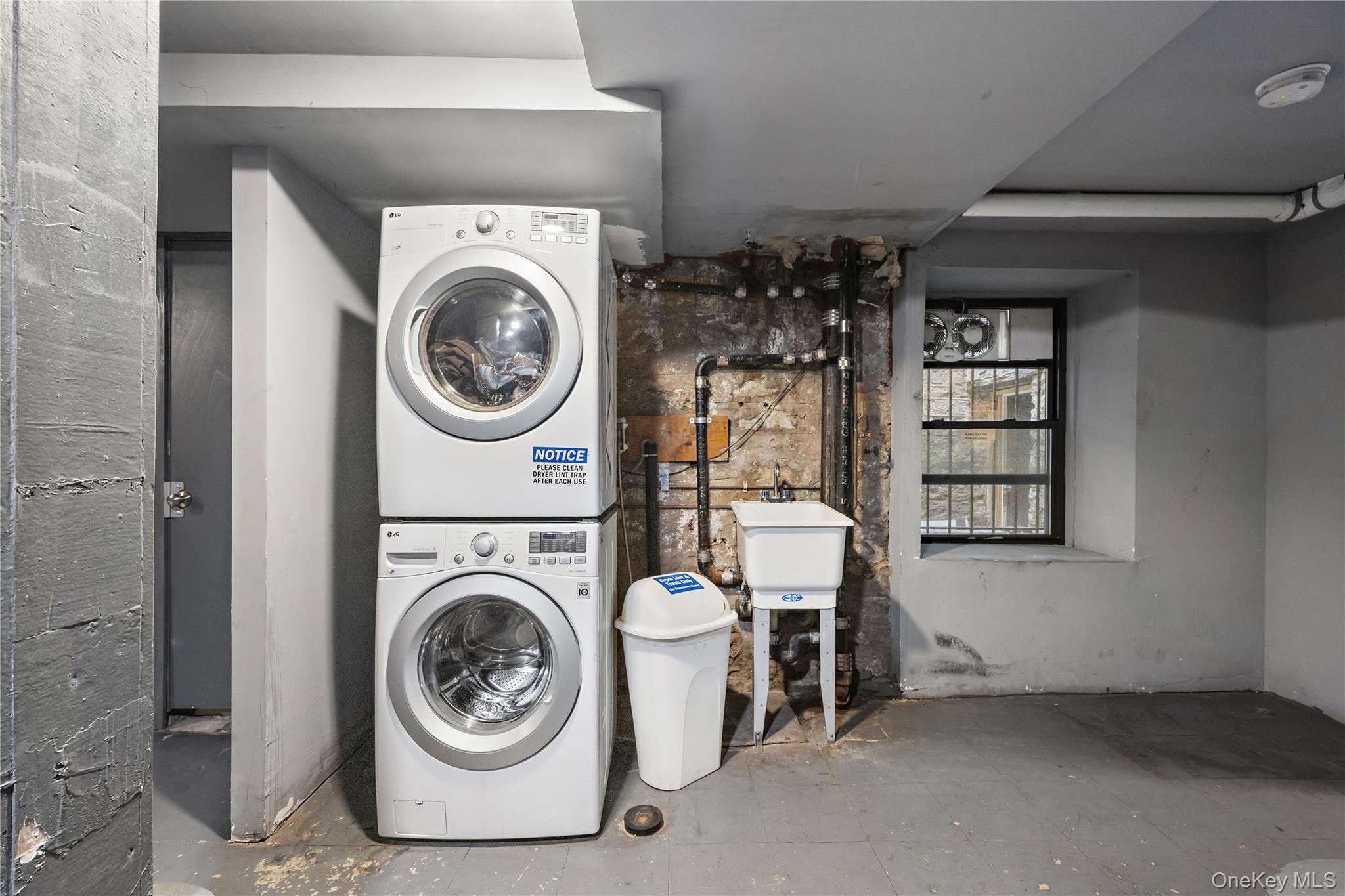 Single Family College  Bronx, NY 10456, MLS-929549-35