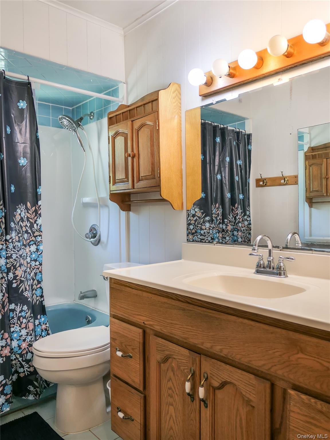 Single Family Hedges Suffolk County, NY 11772, MLS-929560-14