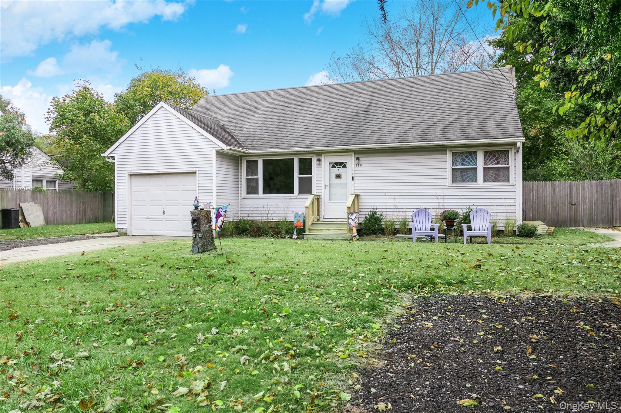 Single Family Hedges Suffolk County, NY 11772, MLS-929560-27