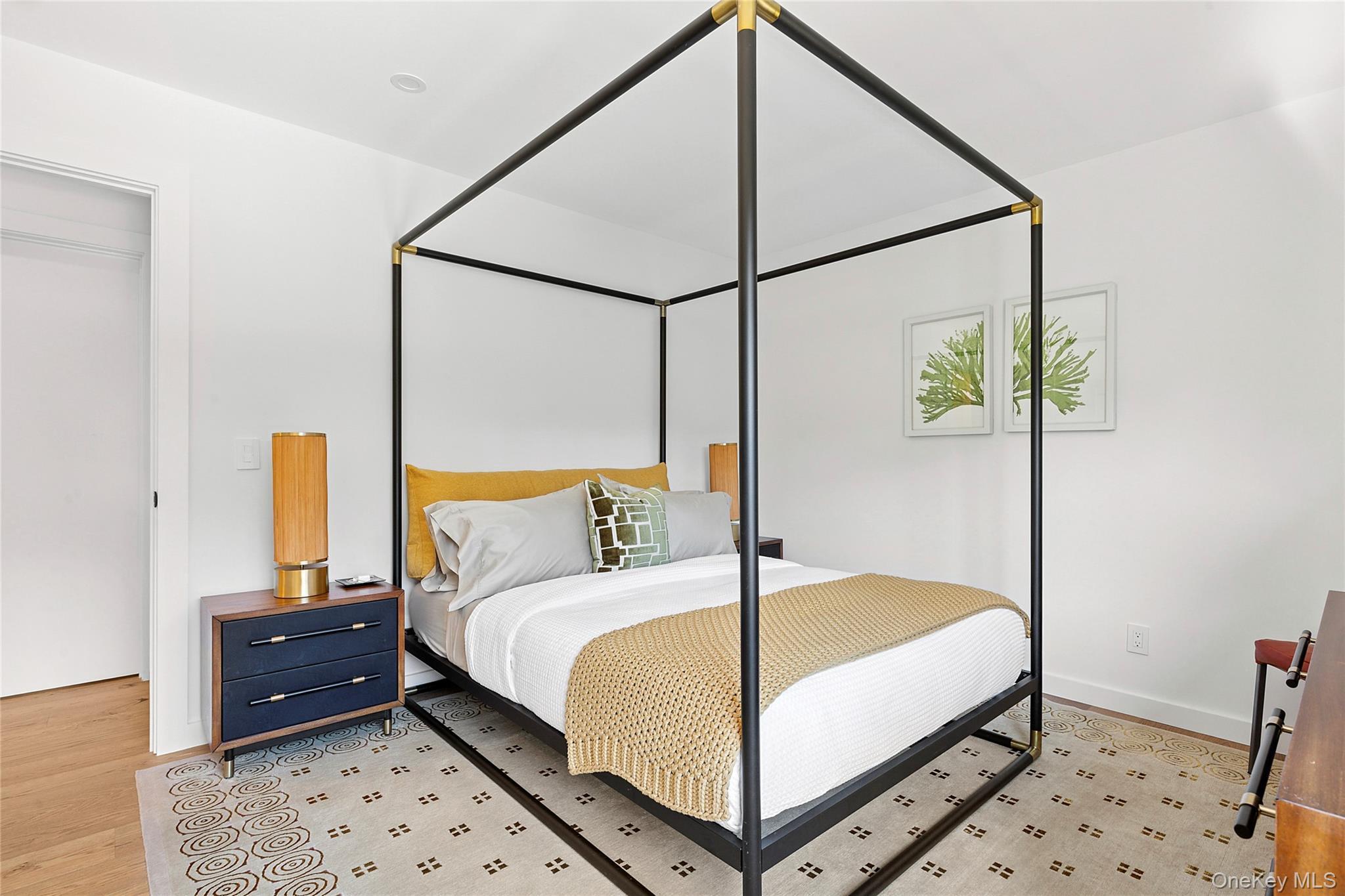 Single Family Whooping Hollow Suffolk County, NY 11937, MLS-929563-11