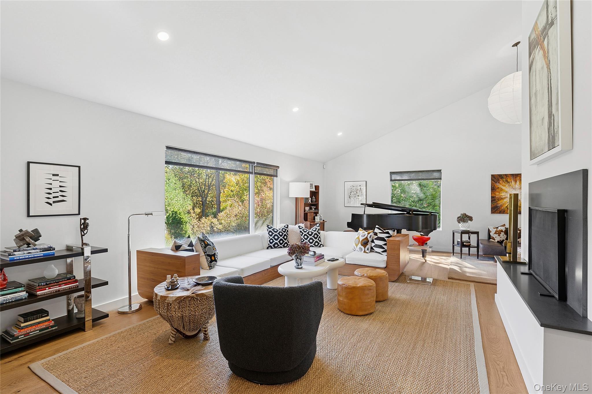 Single Family Whooping Hollow Suffolk County, NY 11937, MLS-929563-4