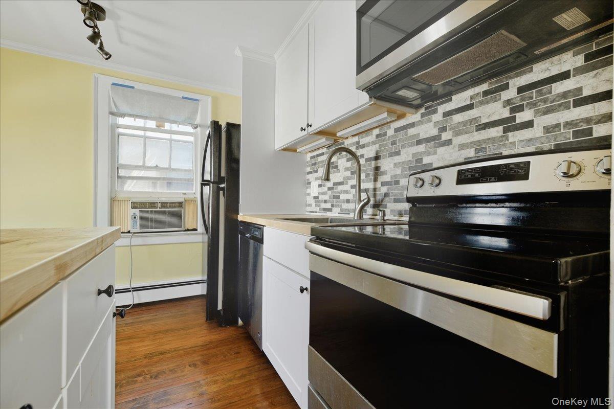 Single Family 2nd Nassau County, NY 11501, MLS-929572-11