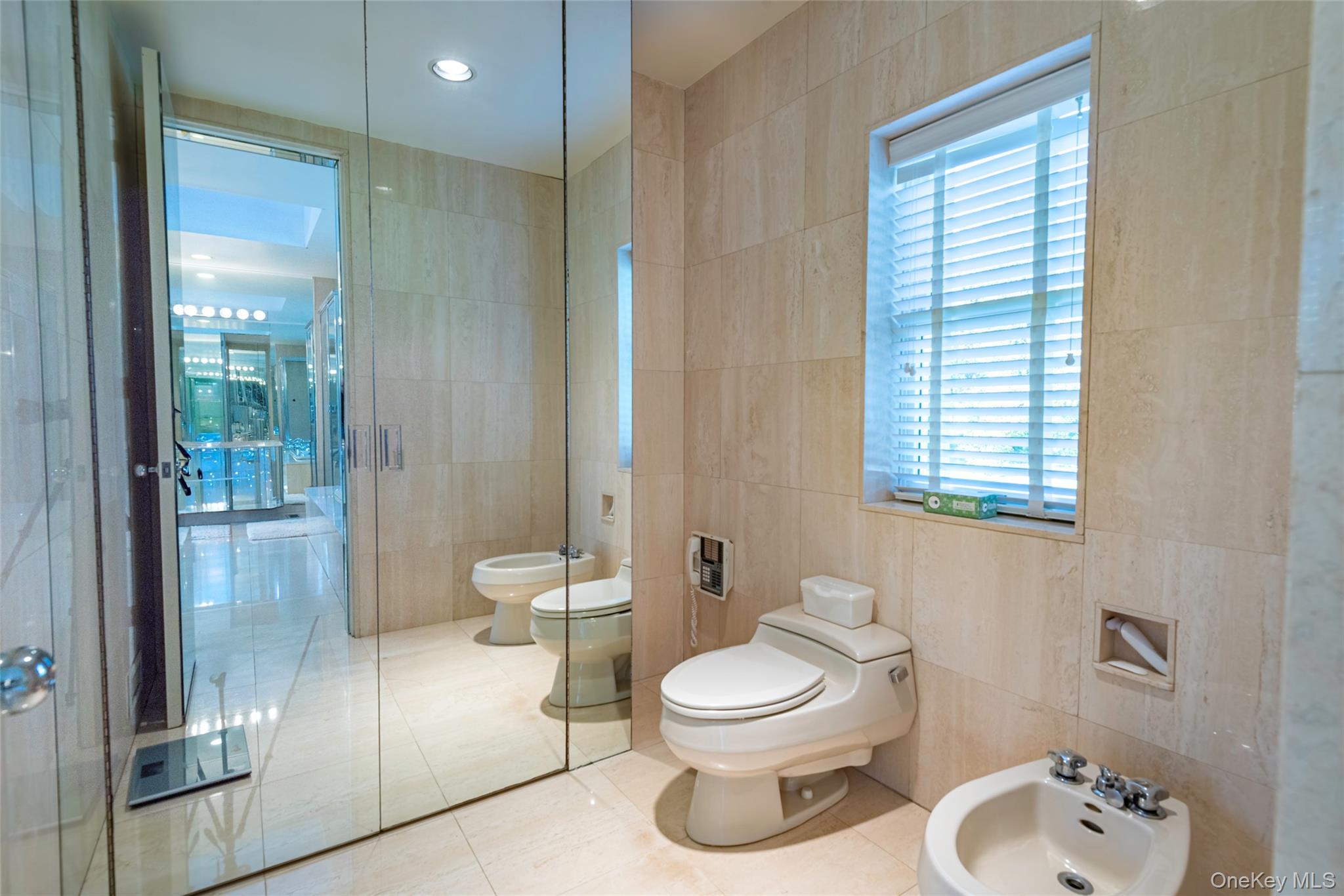 Single Family Remsens  Nassau County, NY 11771, MLS-929580-27