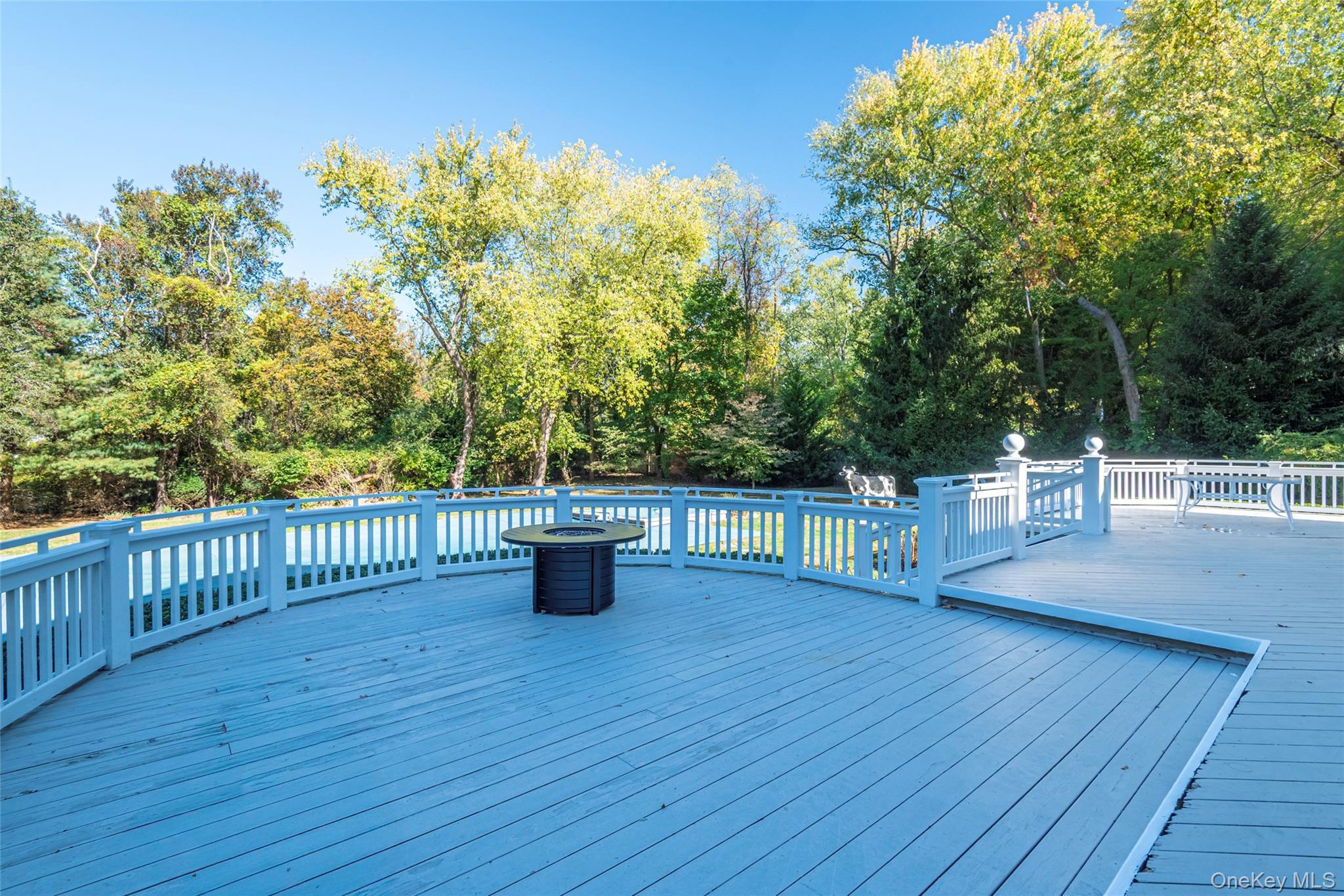 Single Family Remsens  Nassau County, NY 11771, MLS-929580-36