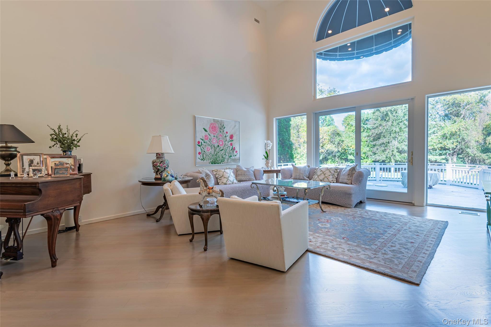 Single Family Remsens  Nassau County, NY 11771, MLS-929580-8