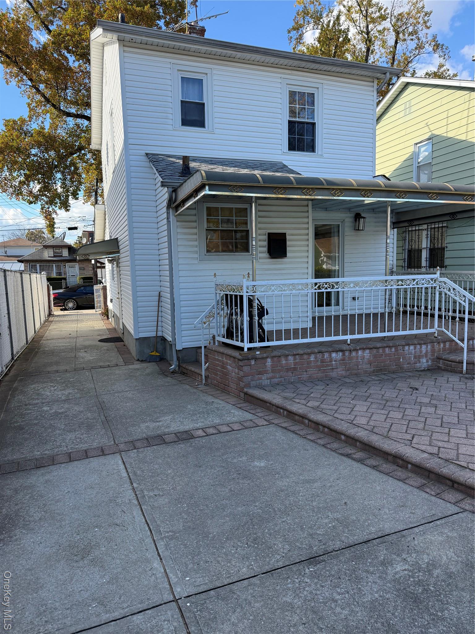 Single Family 220th Place Queens, NY 11413, MLS-929603-12