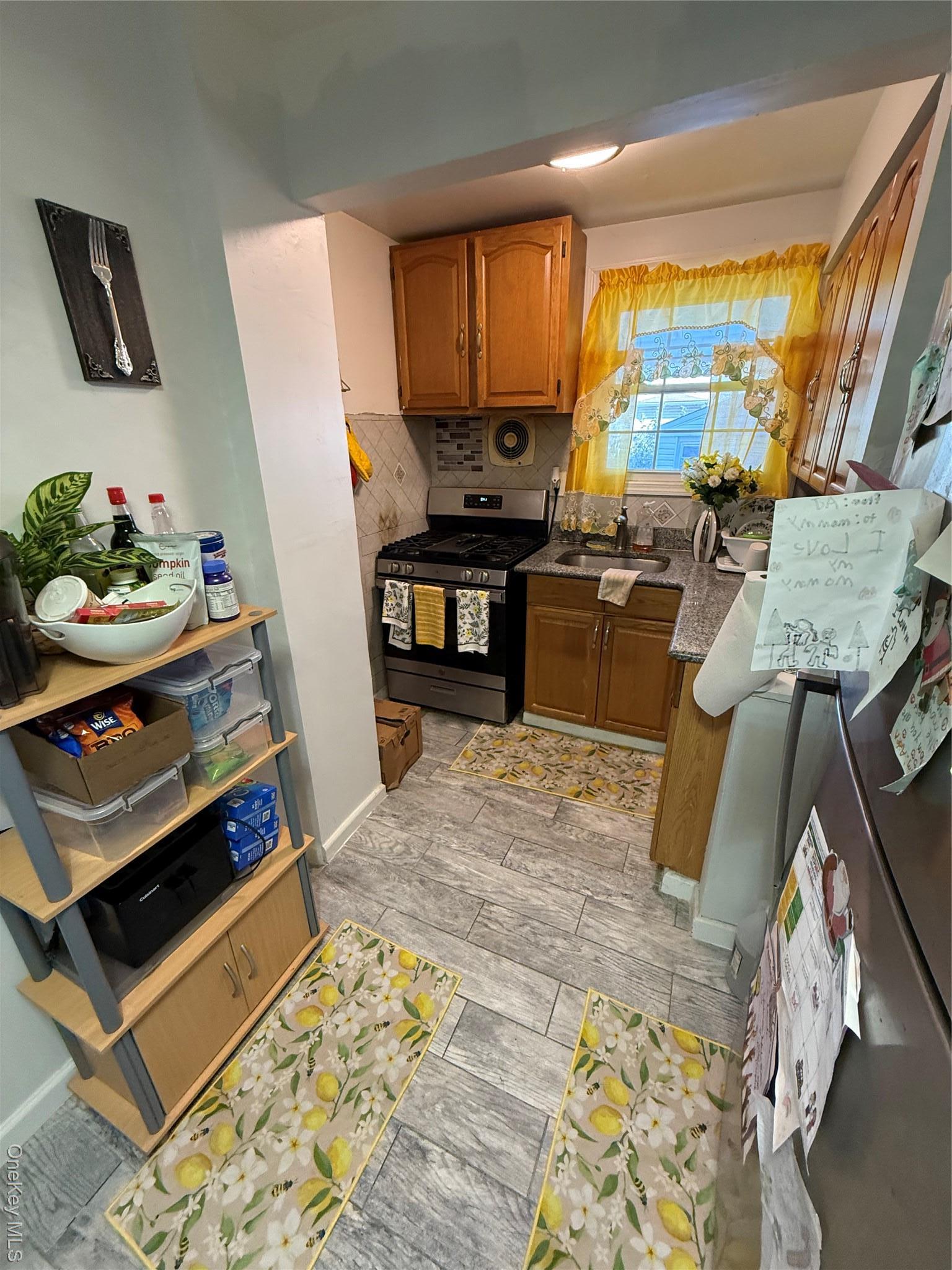 Single Family 220th Place Queens, NY 11413, MLS-929603-18