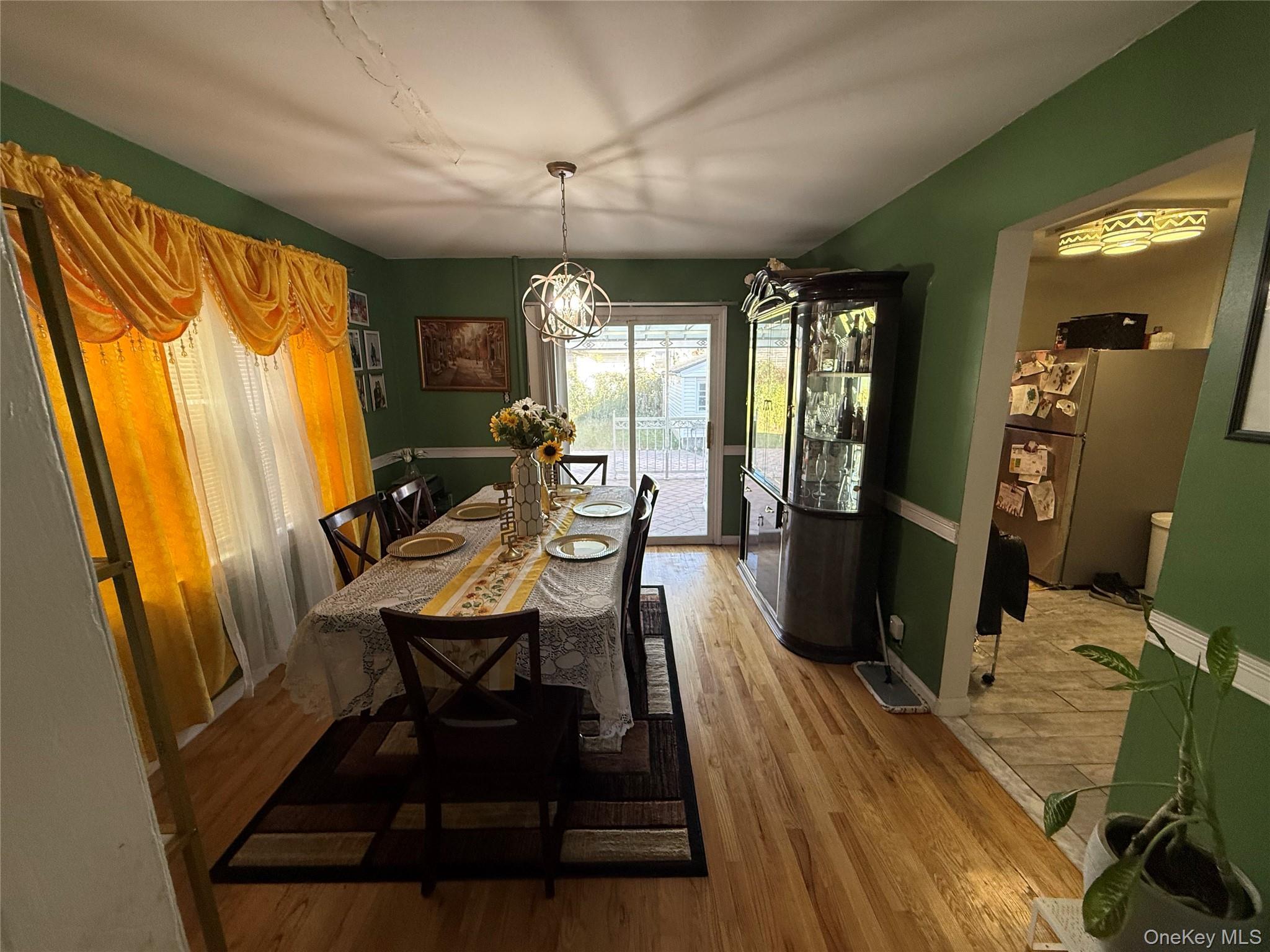 Single Family 220th Place Queens, NY 11413, MLS-929603-31