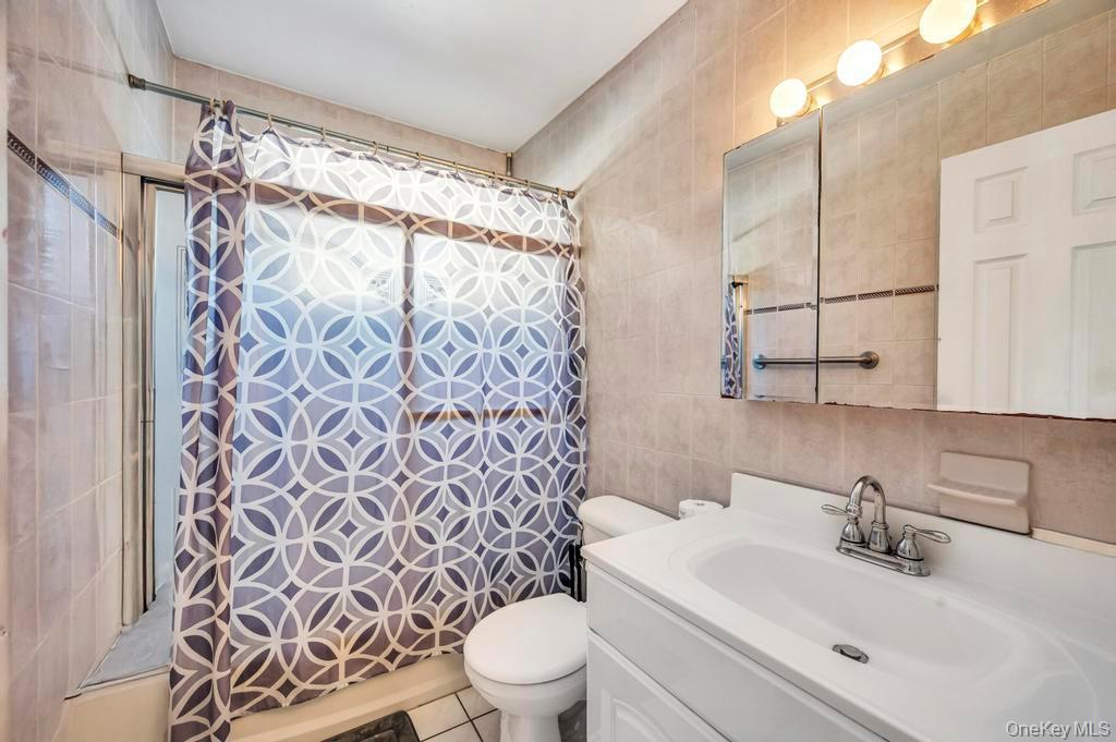 Single Family Hospital Suffolk County, NY 11772, MLS-929609-16