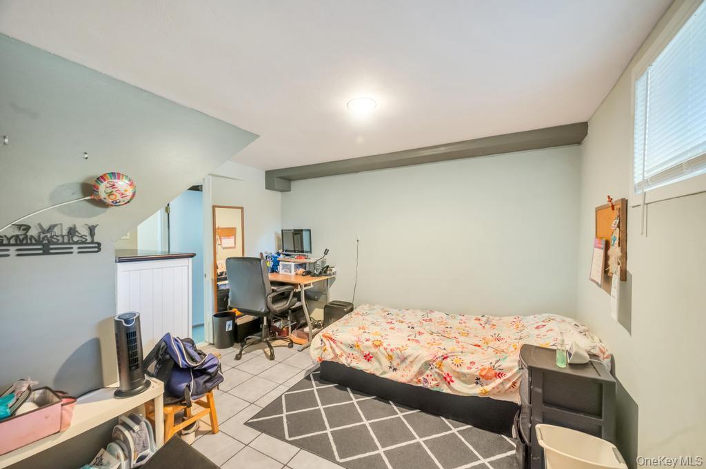 Single Family Hospital Suffolk County, NY 11772, MLS-929609-17