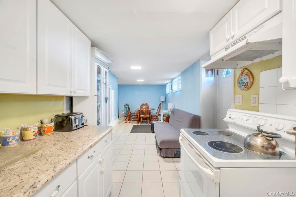 Single Family Hospital Suffolk County, NY 11772, MLS-929609-21