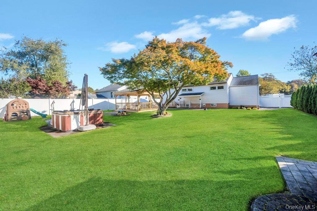 Single Family Hospital Suffolk County, NY 11772, MLS-929609-26