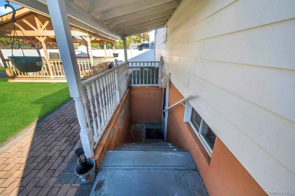 Single Family Hospital  Suffolk County, NY 11772, MLS-929609-30