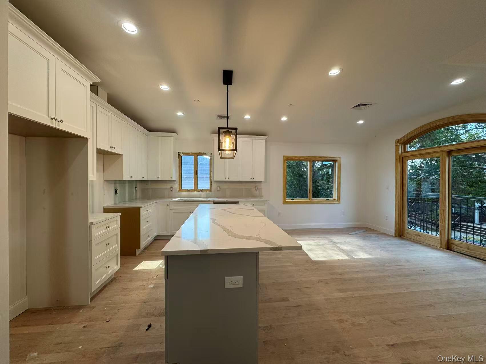 Single Family 201 Queens, NY 11360, MLS-929611-3