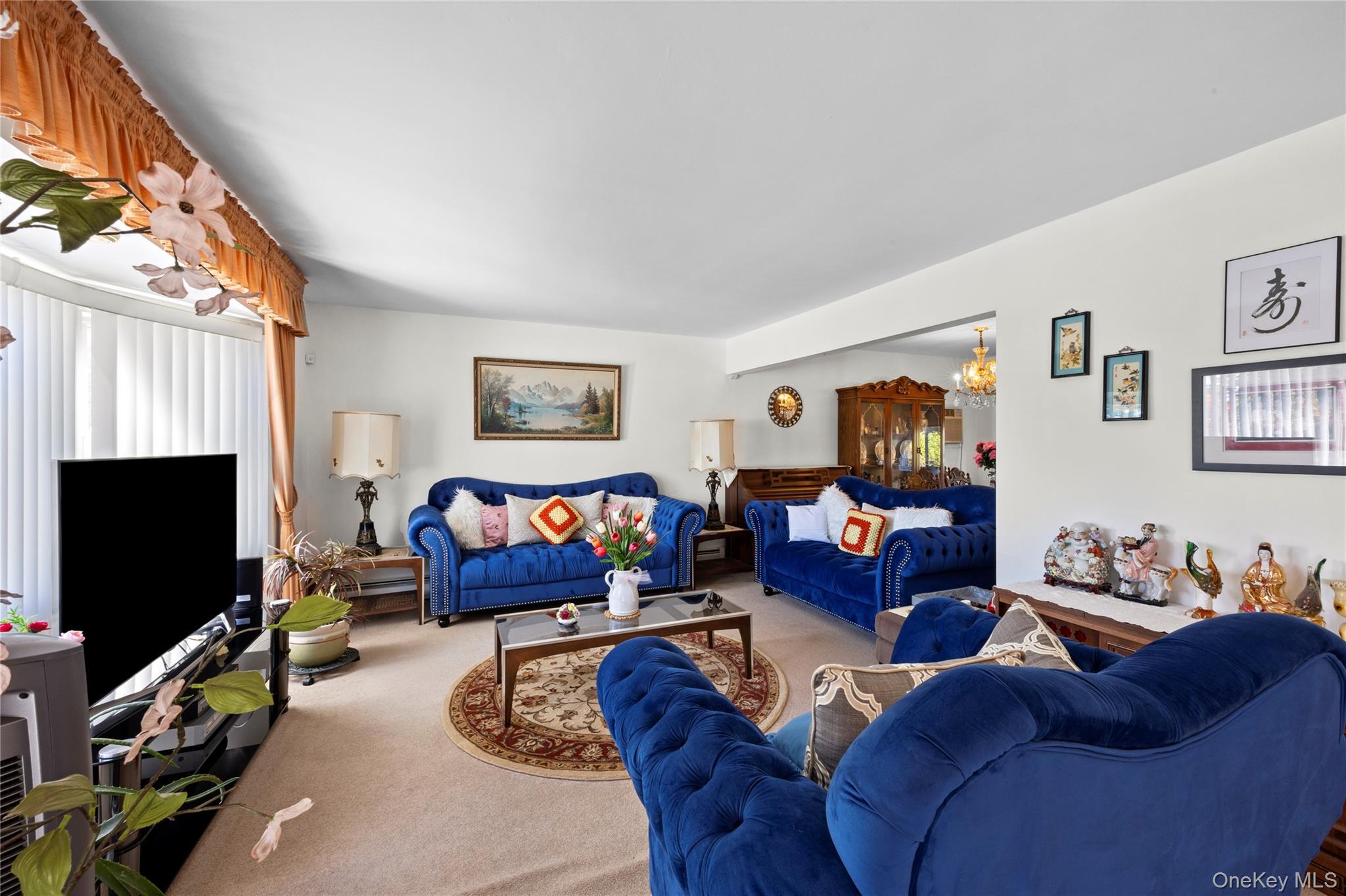 Single Family Newbridge  Nassau County, NY 11756, MLS-929612-13