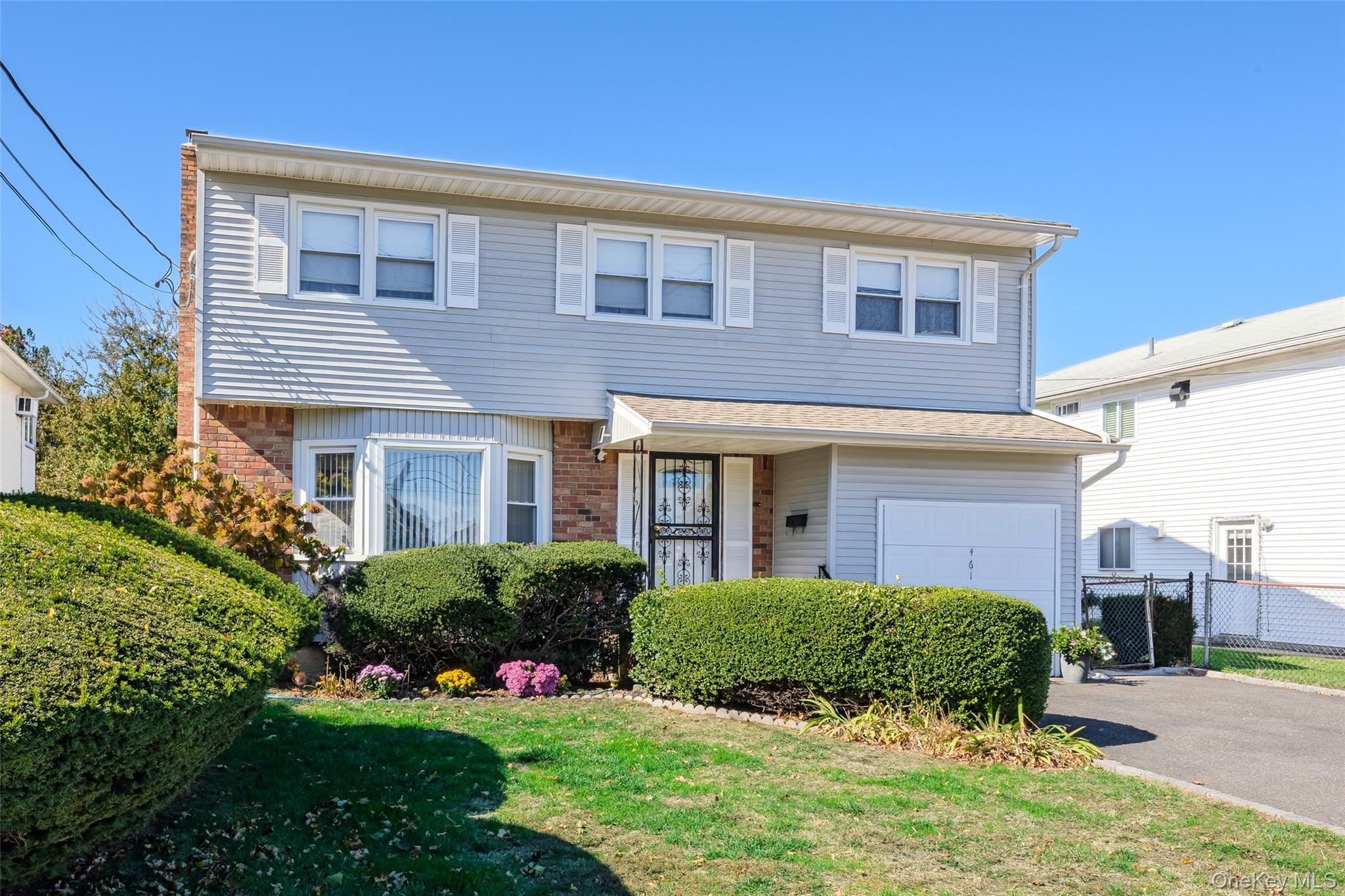 Single Family Newbridge  Nassau County, NY 11756, MLS-929612-3