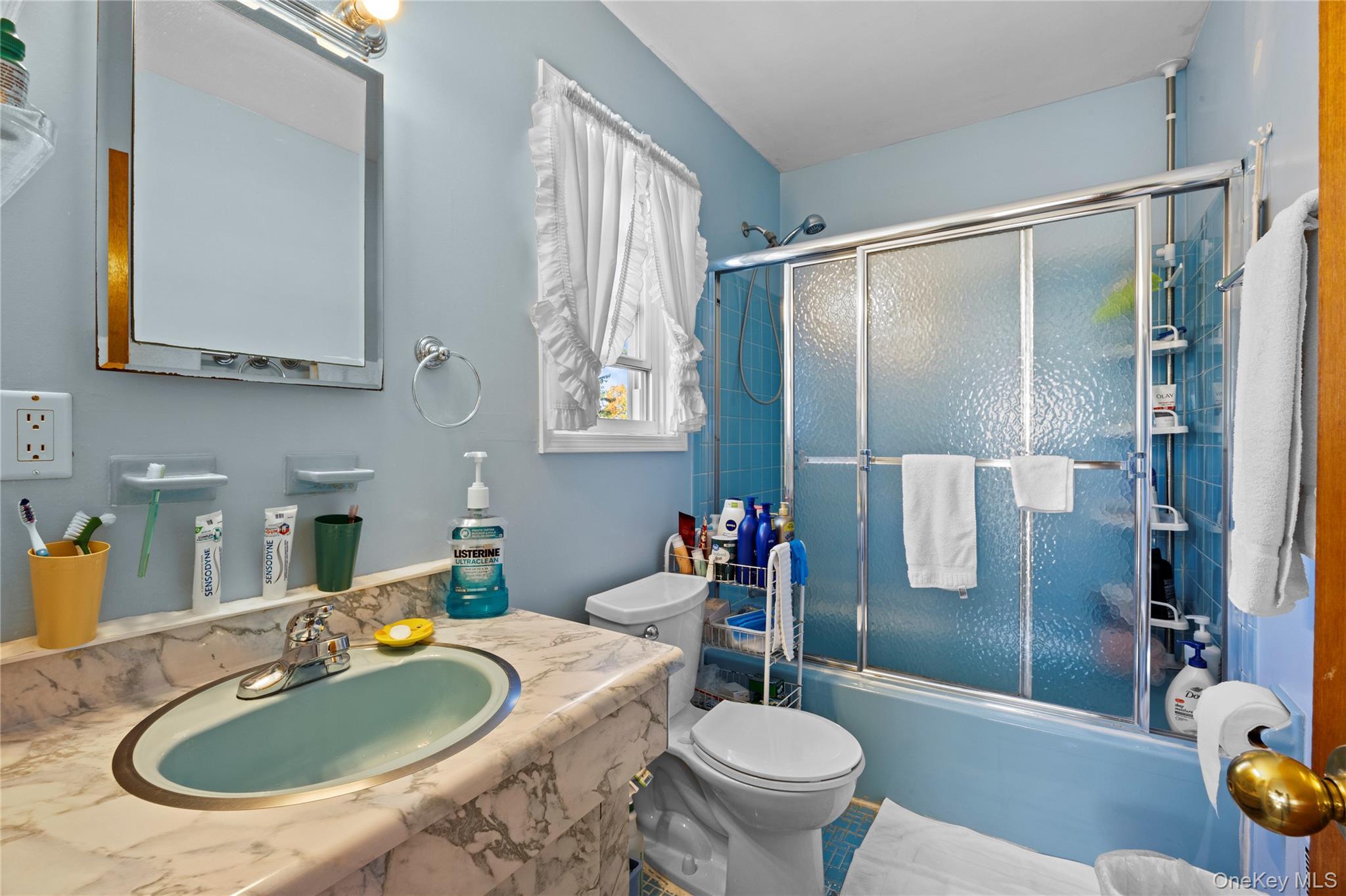 Single Family Newbridge  Nassau County, NY 11756, MLS-929612-31