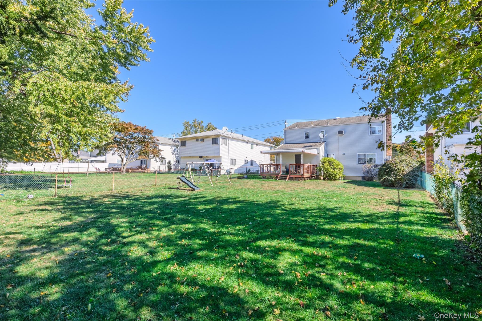 Single Family Newbridge  Nassau County, NY 11756, MLS-929612-9