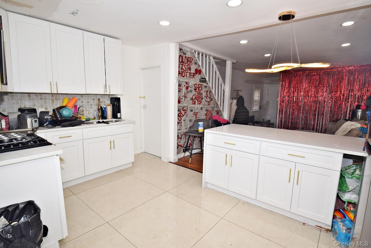 Single Family 81st  Queens, NY 11432, MLS-929614-15