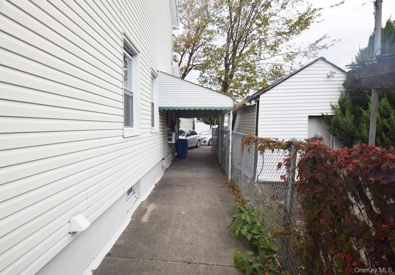 Single Family 81st  Queens, NY 11432, MLS-929614-26