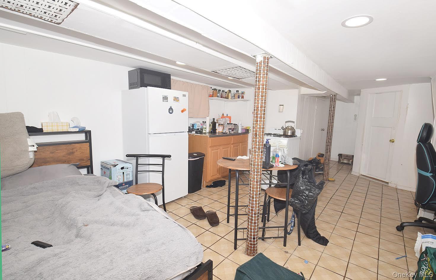 Single Family 81st  Queens, NY 11432, MLS-929614-5