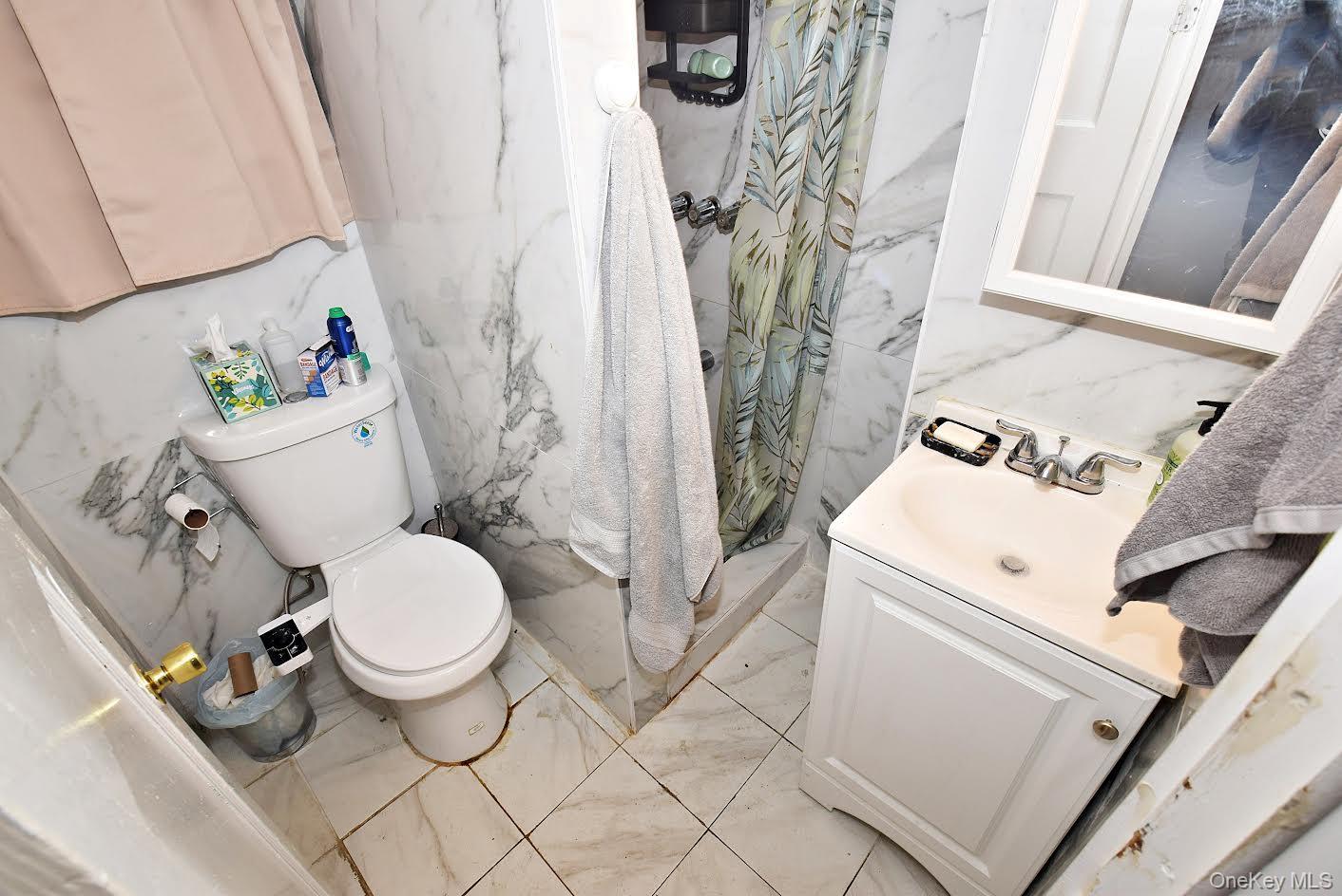 Single Family 81st  Queens, NY 11432, MLS-929614-8