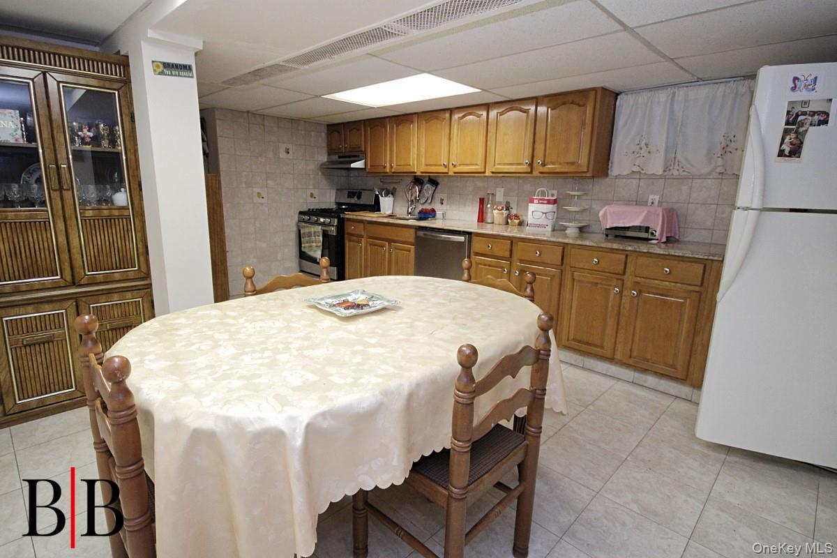 Single Family 2 Brooklyn, NY 11230, MLS-929623-18