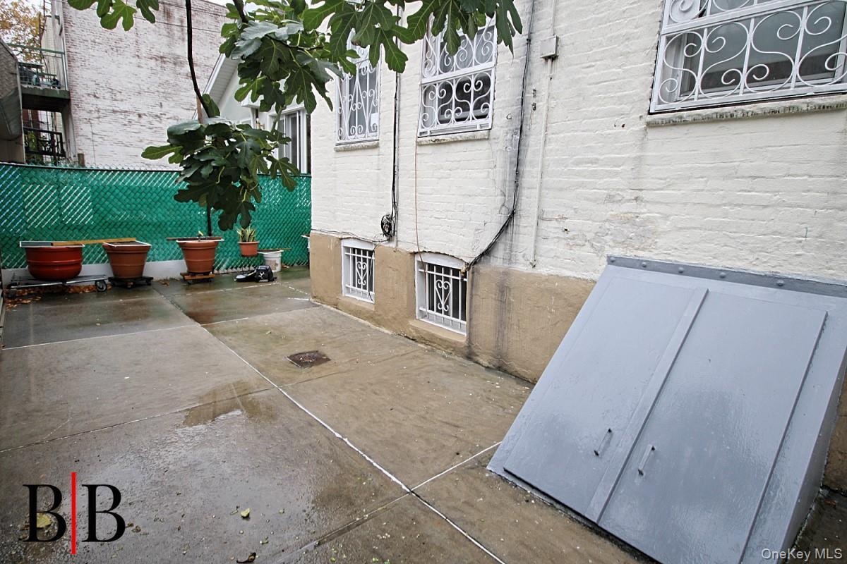 Single Family 2  Brooklyn, NY 11230, MLS-929623-31