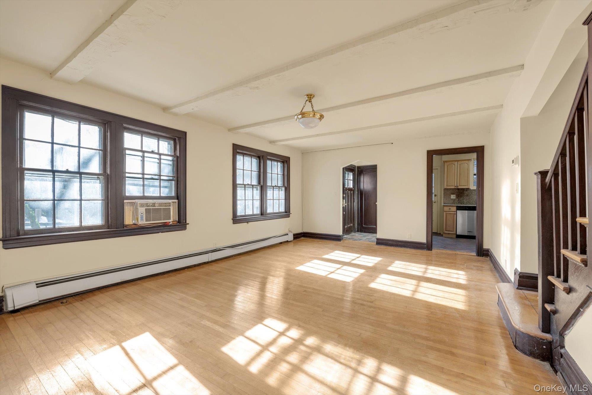 Single Family Northern Nassau County, NY 11576, MLS-929624-5