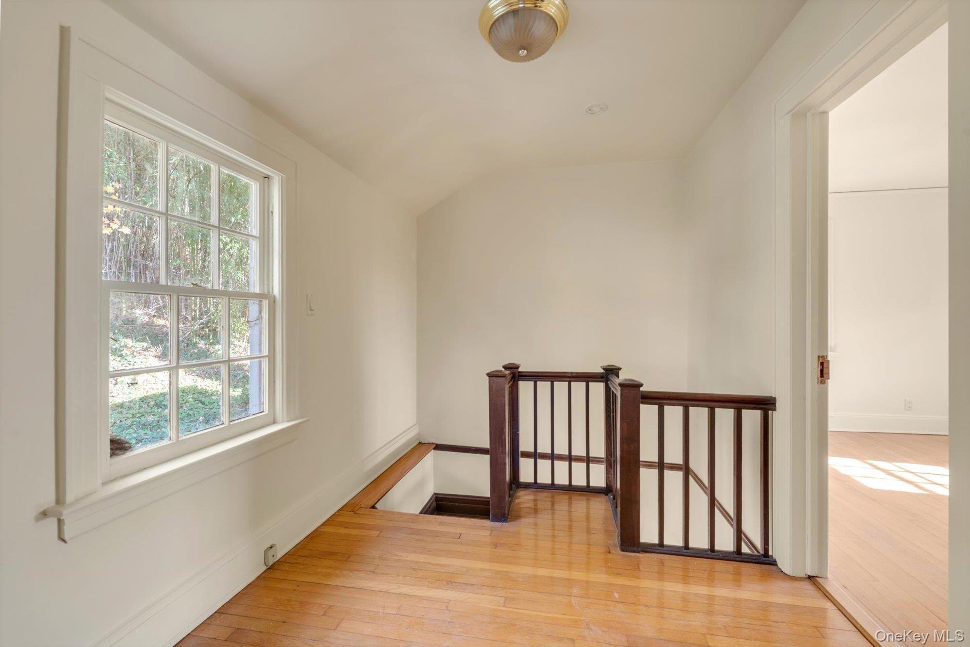 Single Family Northern Nassau County, NY 11576, MLS-929624-8