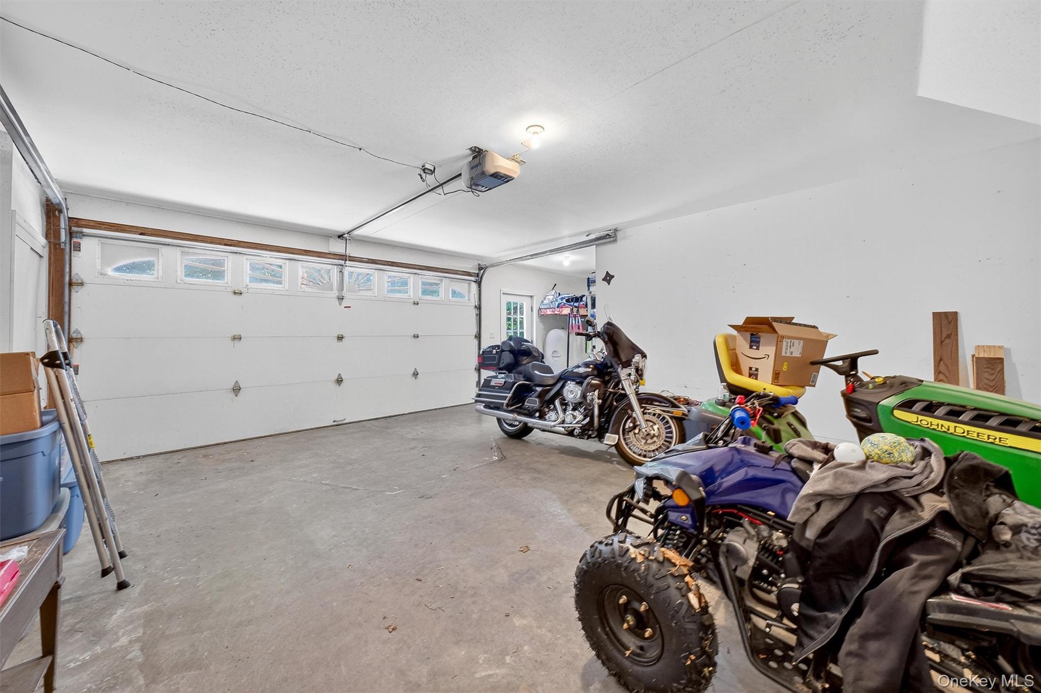 Single Family Seaman  Orange County, NY 10919, MLS-929627-33