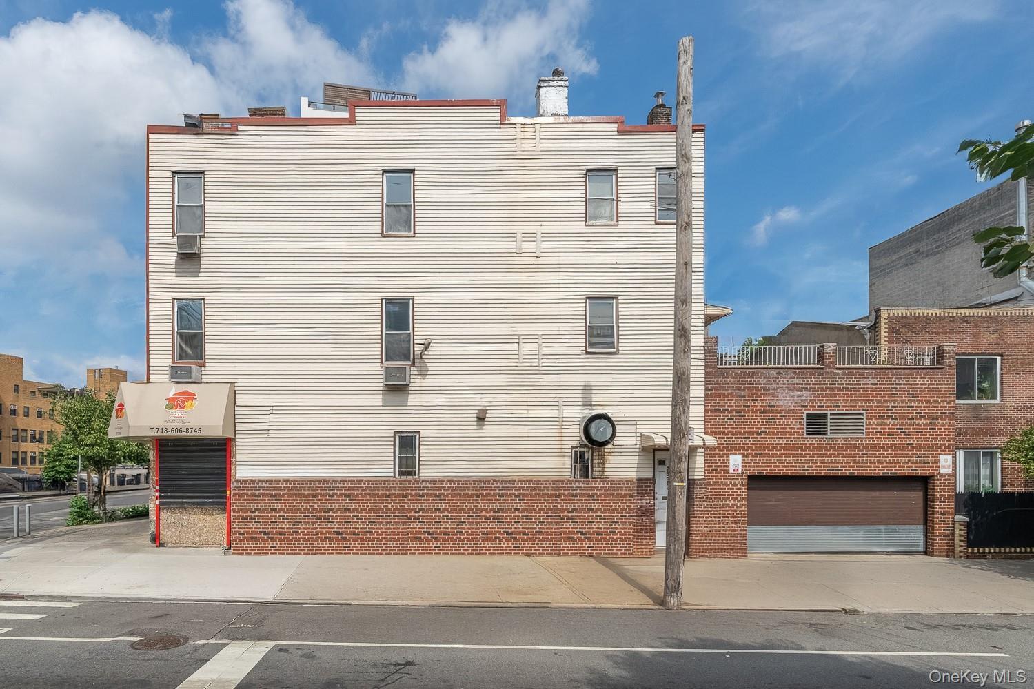 Single Family Astoria Queens, NY 11102, MLS-929645-22