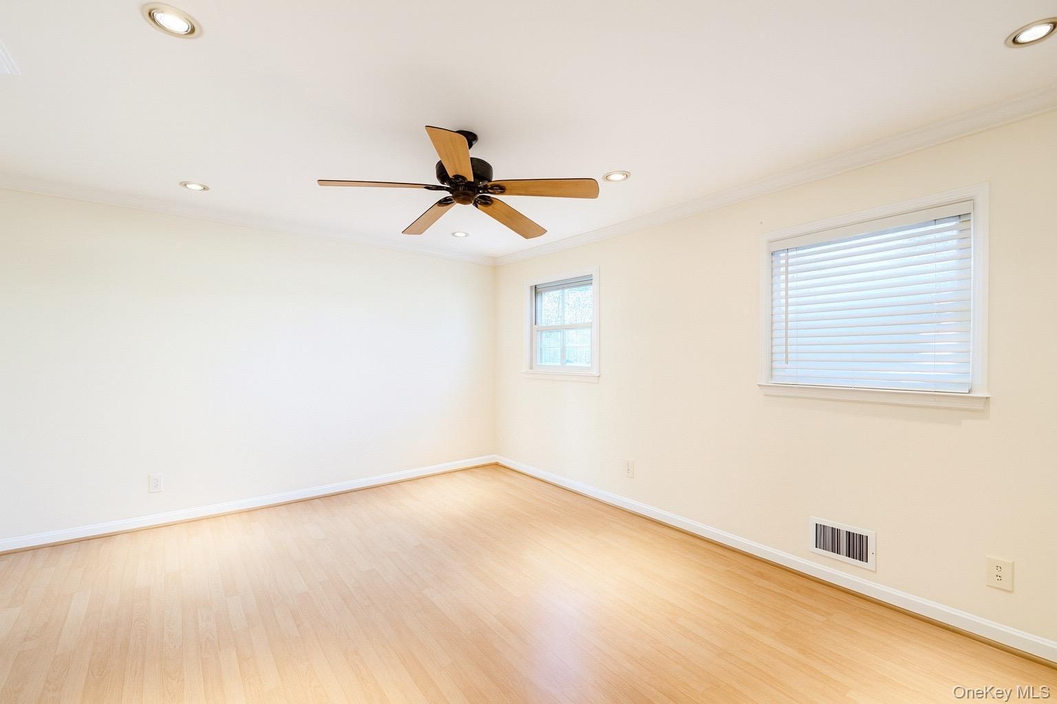 Single Family 158th Queens, NY 11433, MLS-929674-11