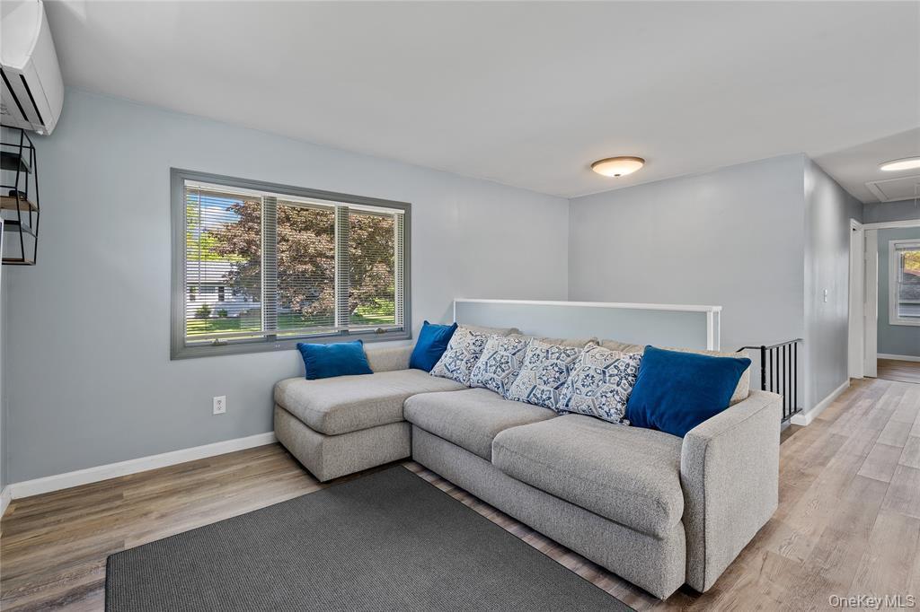 Single Family Mossy Brook Ulster County, NY 12440, MLS-929675-10