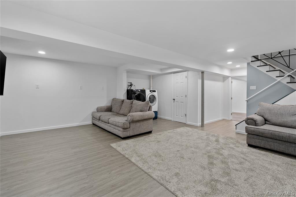 Single Family Mossy Brook Ulster County, NY 12440, MLS-929675-20