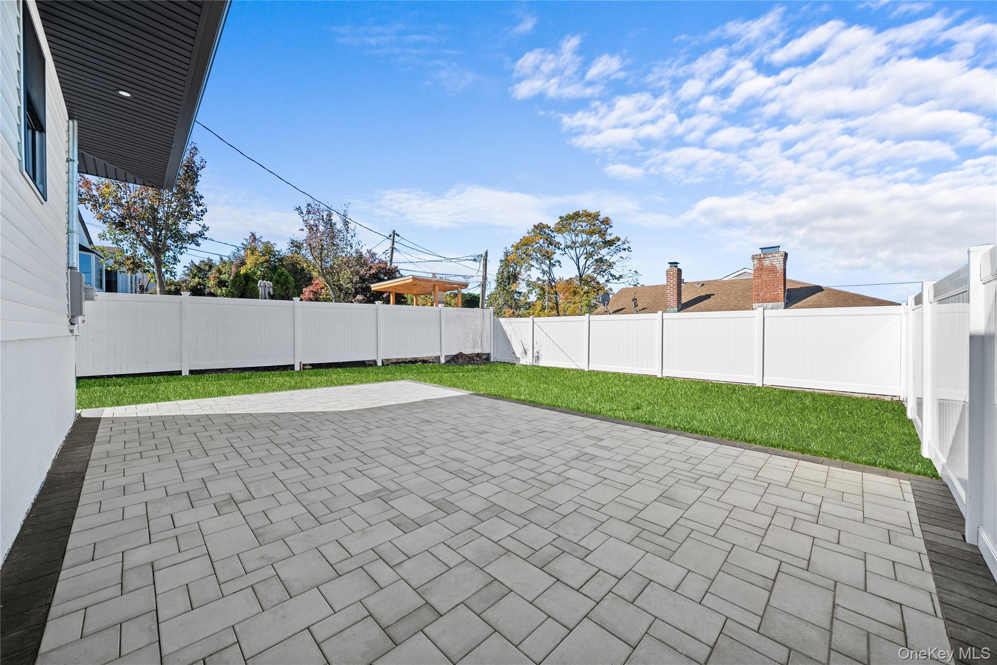 Single Family Briarwood Nassau County, NY 11803, MLS-929688-21