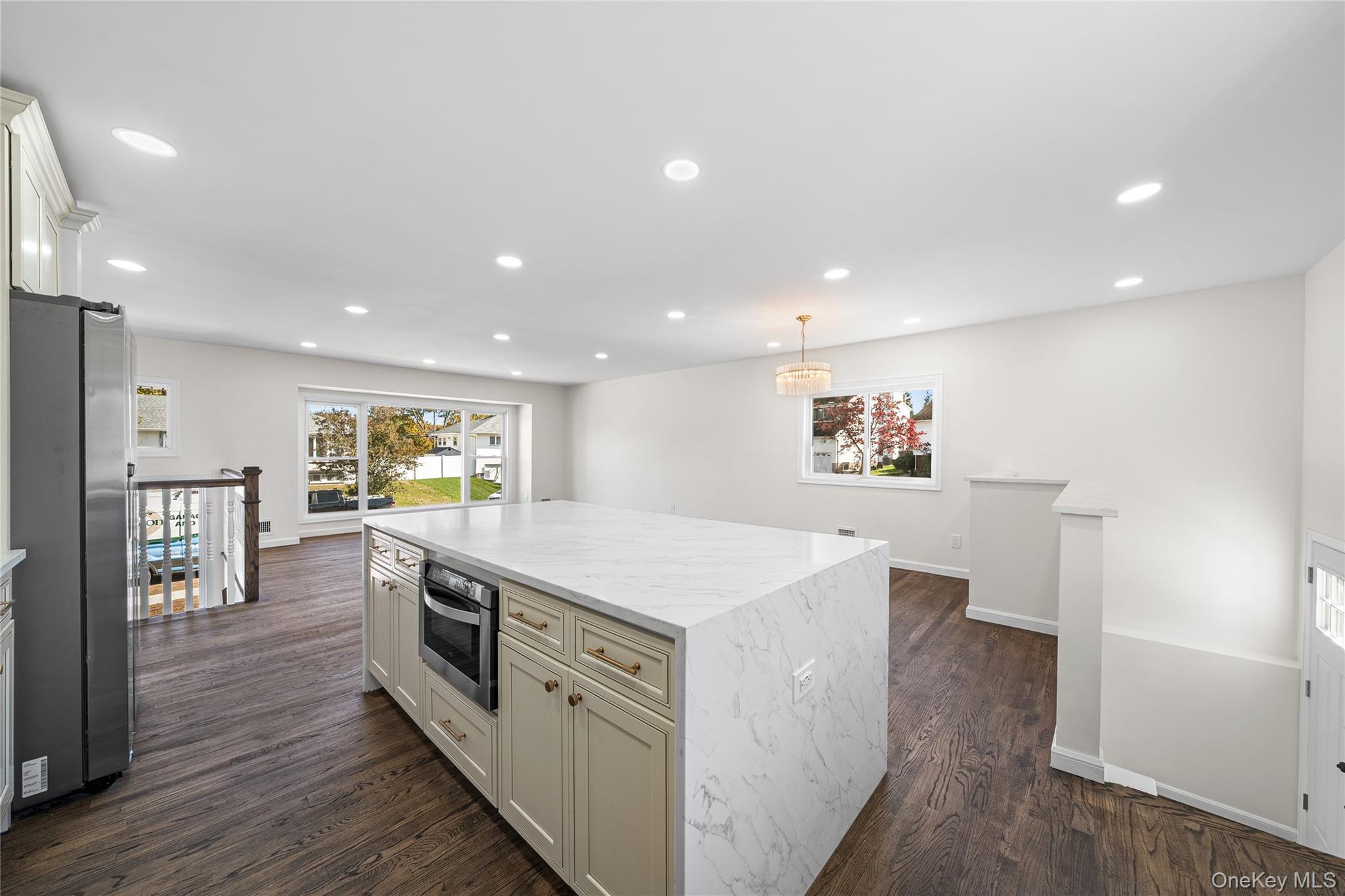 Single Family Briarwood Nassau County, NY 11803, MLS-929688-3