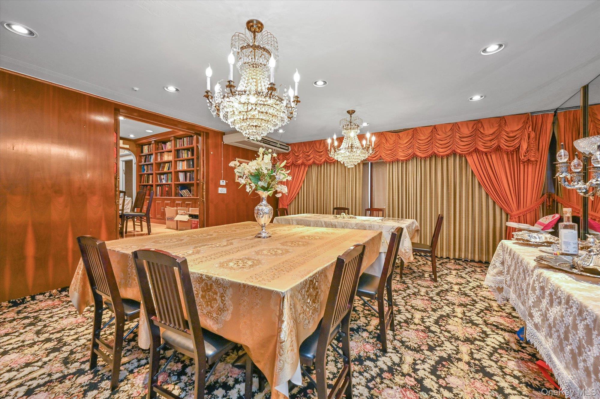 Single Family 70th Queens, NY 11367, MLS-929689-10