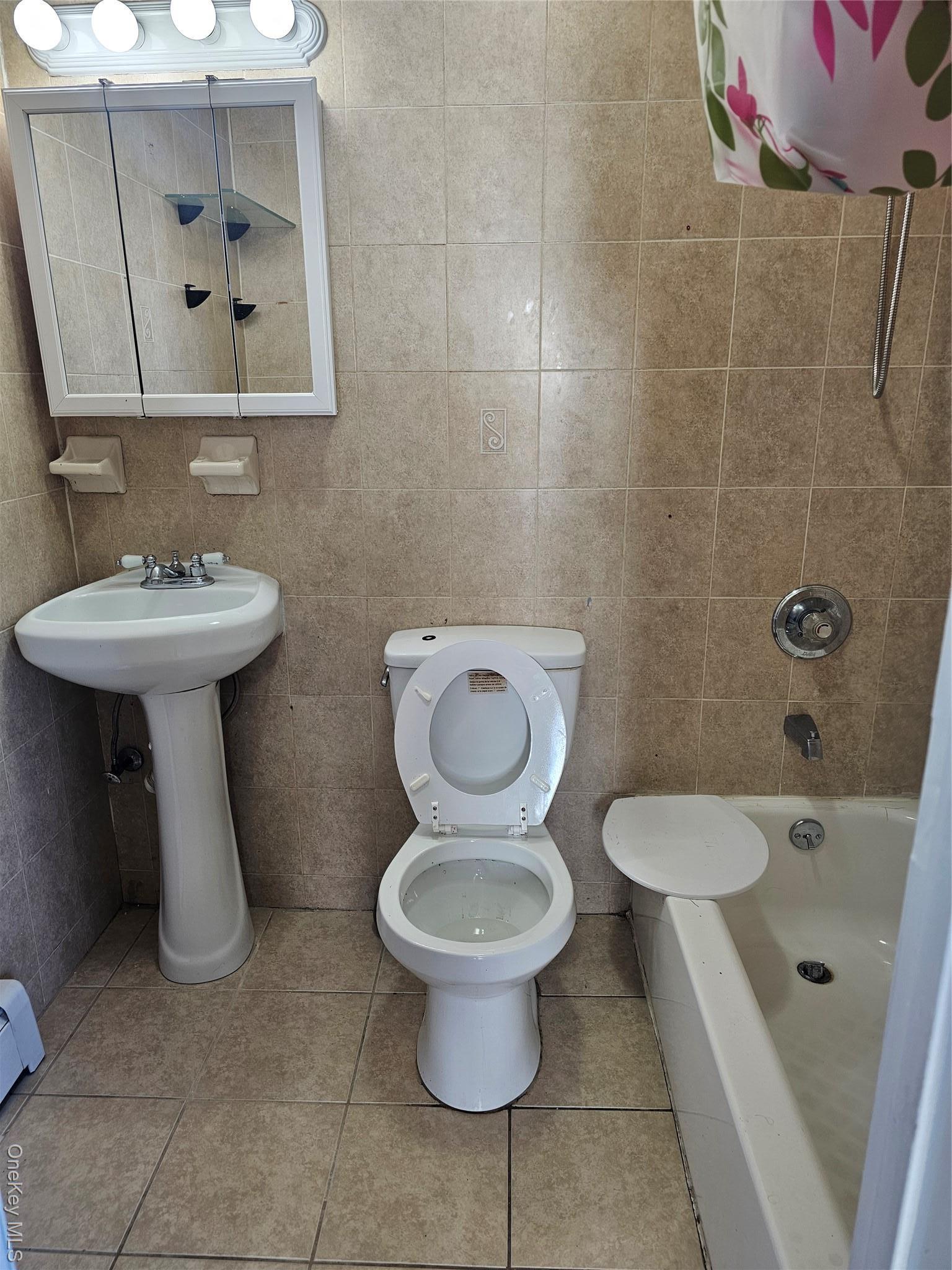 Single Family 229th  Queens, NY 11413, MLS-929693-13