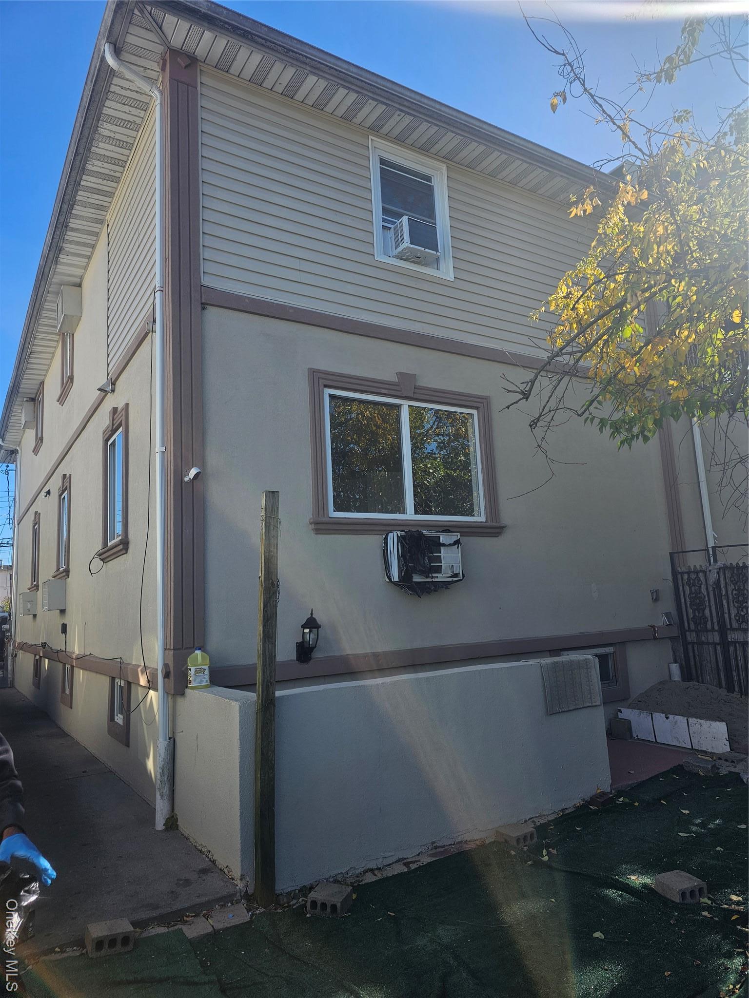 Single Family 229th Queens, NY 11413, MLS-929693-8