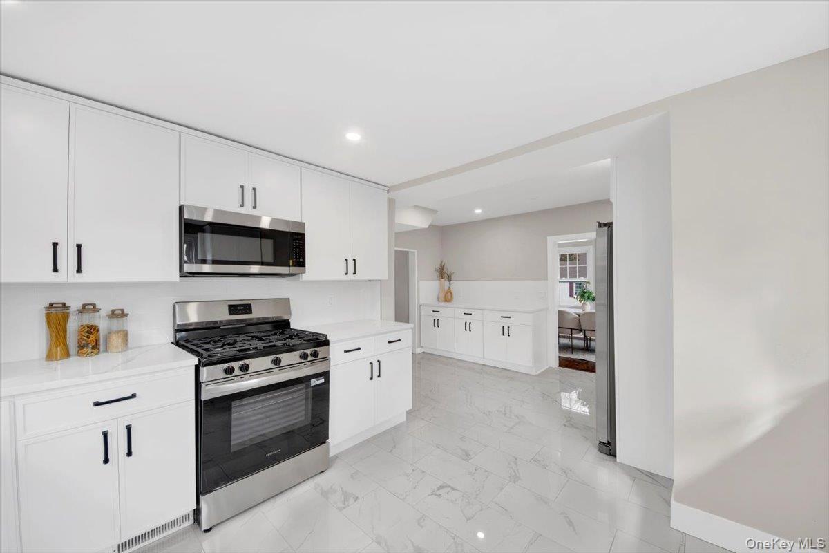 Single Family Kings Ferry  Westchester County, NY 10548, MLS-929701-15